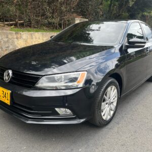 VOLKSWAGEN JETTA COMFORLINE  AUTOMÁTICO 2015