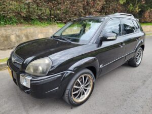 HYUNDAI TUCSON GLS 4x4 AUTOMÁTICA  2.7l 2010
