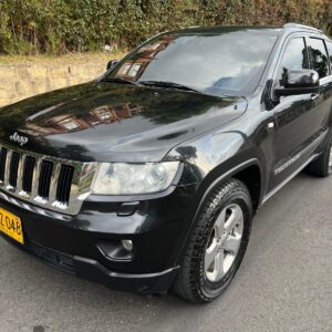 JEEP GRAND CHEROKEE LAREDO AUTOMÁTICA 2012