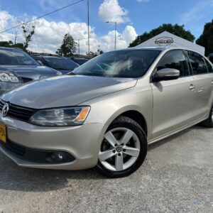 VOLKSWAGEN JETTA TRENDLINE 2014 AUTOMÁTICO 2.5L